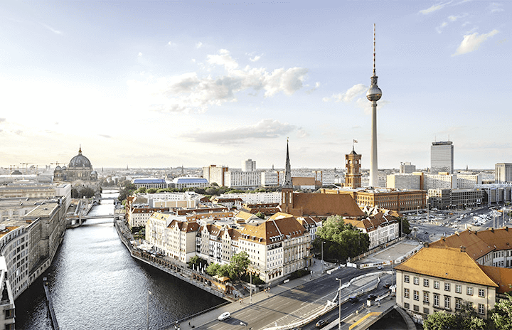 Homelift-Beratung für Berlin Blick auf die Dächer Berlins und den Fernsehturm
