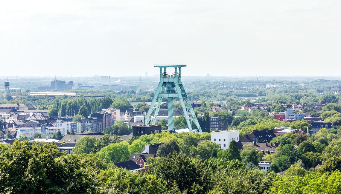 Blick auf den Förderturm in Bochum