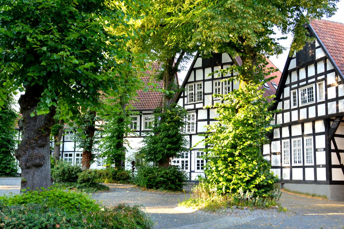 Fachwerkhäuser am Kirchplatz in Halle Westfalen