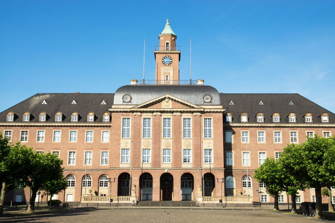 Homelift-Beratung für Herne Großes Gebäude in Herne