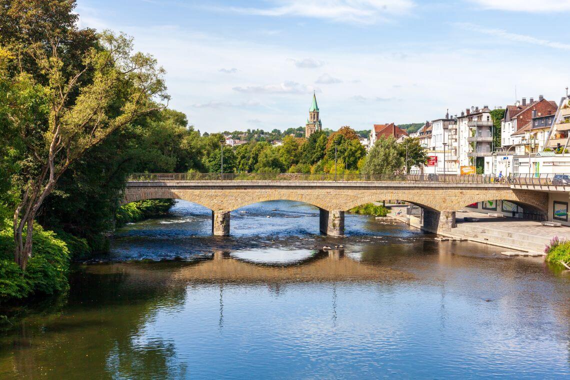 Alte Steinbrücke an der Lenne in Iserlohn