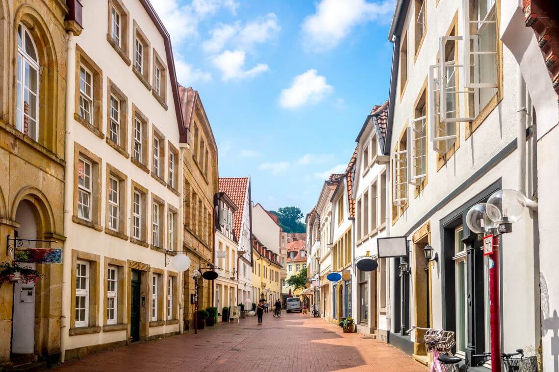 Straße mit Gebäuden in Osnabrück